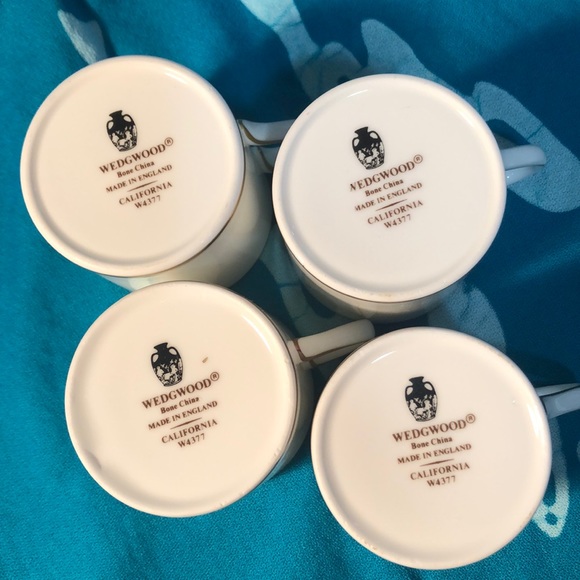 Wedgwood Demitasse set - Picture 9 of 9